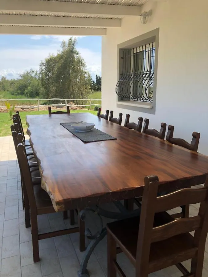 Villa Maralai أروسييْ بيت للعطل
